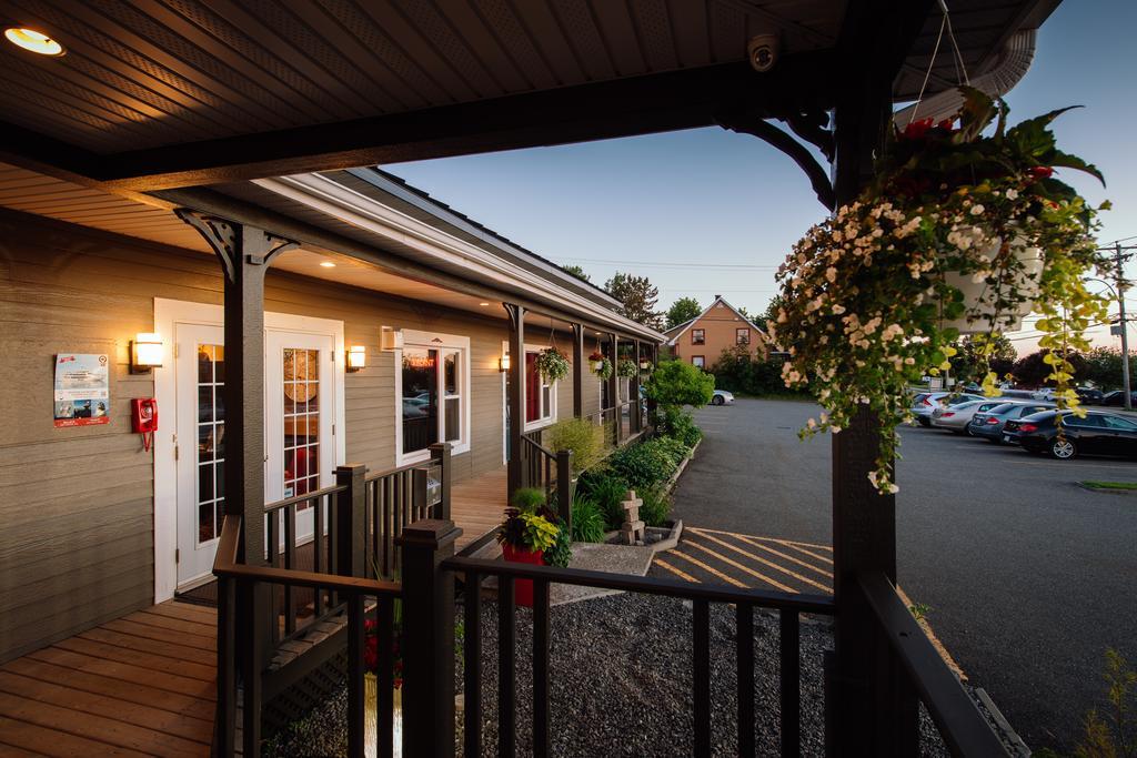 Auberge Amerilys Rivière-du-Loup エクステリア 写真
