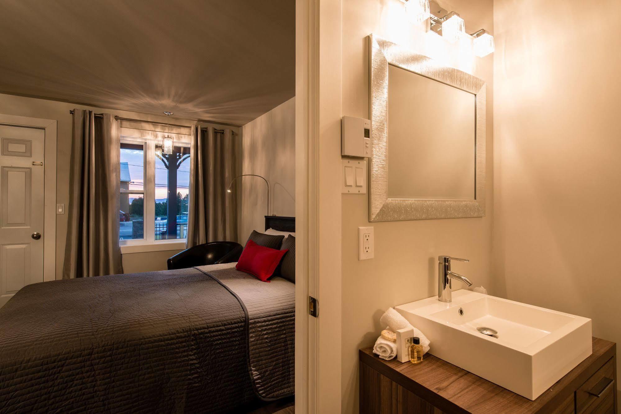 Auberge Amerilys Rivière-du-Loup エクステリア 写真