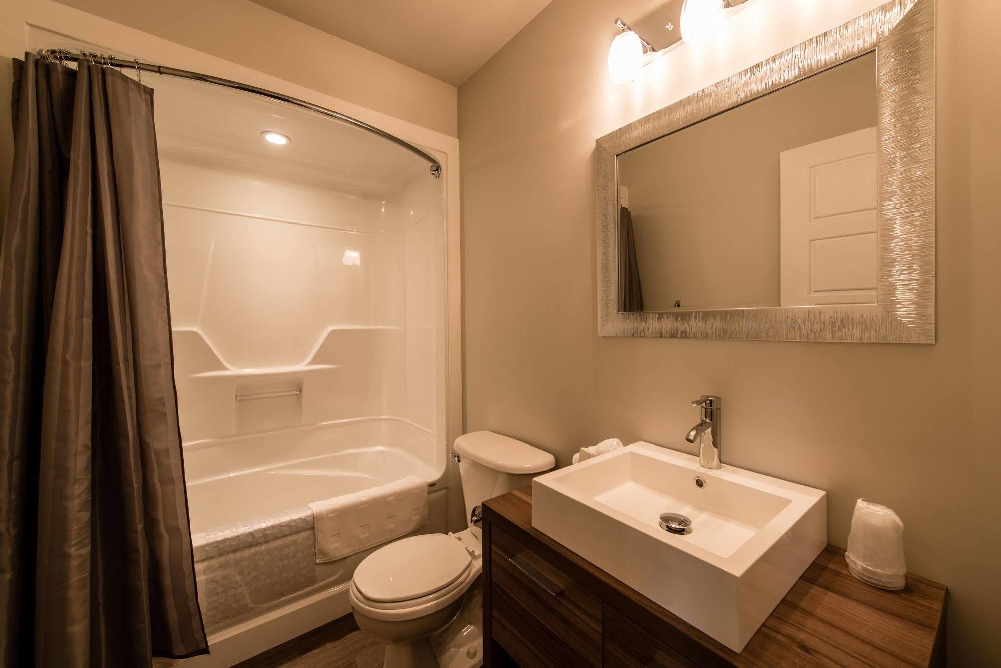 Auberge Amerilys Rivière-du-Loup エクステリア 写真